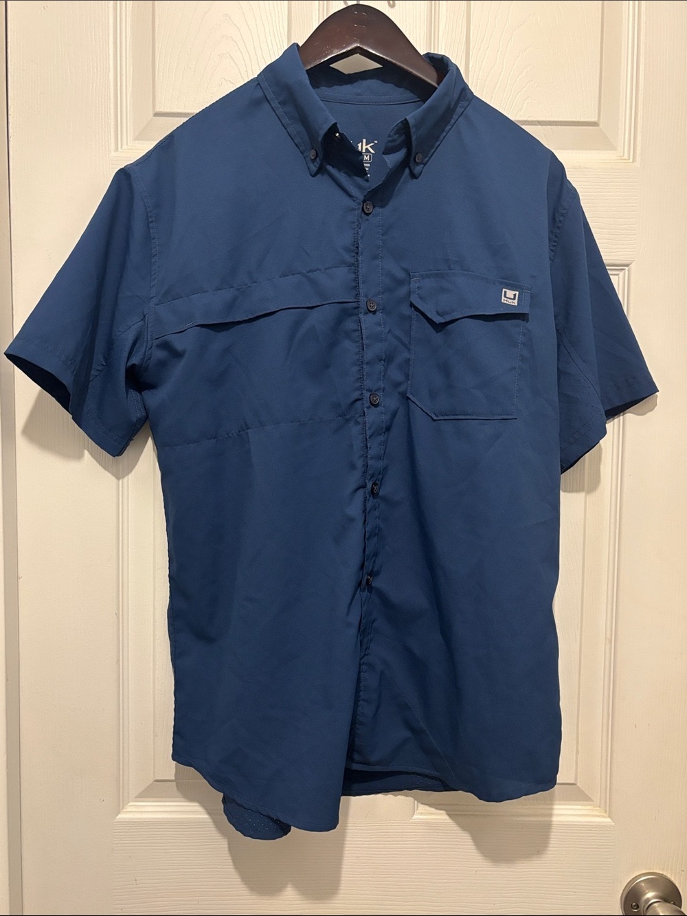 Huk TIDE POINT SHORT SLEEVE BUTTON-DOWN